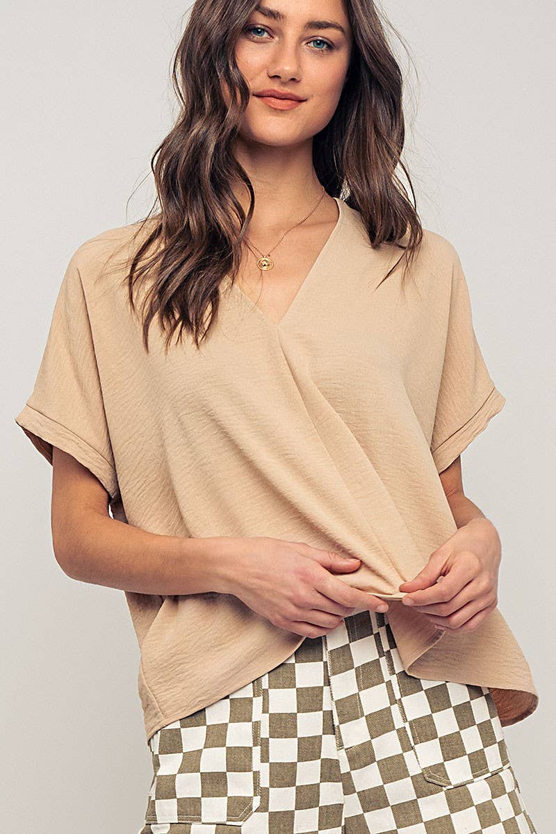 Urban Daizy - Wholesale Blouse - Women's - Relaxed V-Neck Top with Folded Sleeves1