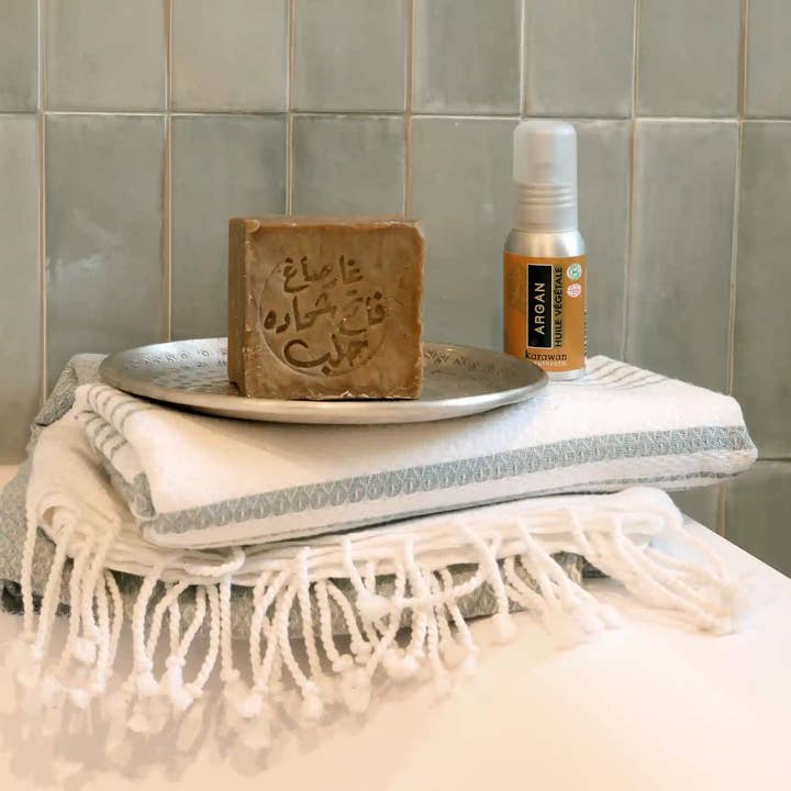 Karawan Authentic – Großhandel Badehandtuch – FOUTA AUS BIO-BAUMWOLLE - SAND - Farbe White & Mirage