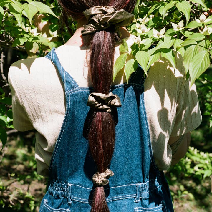 Josephine Chouchou | XXL pour la vente par Jenna Gagnier