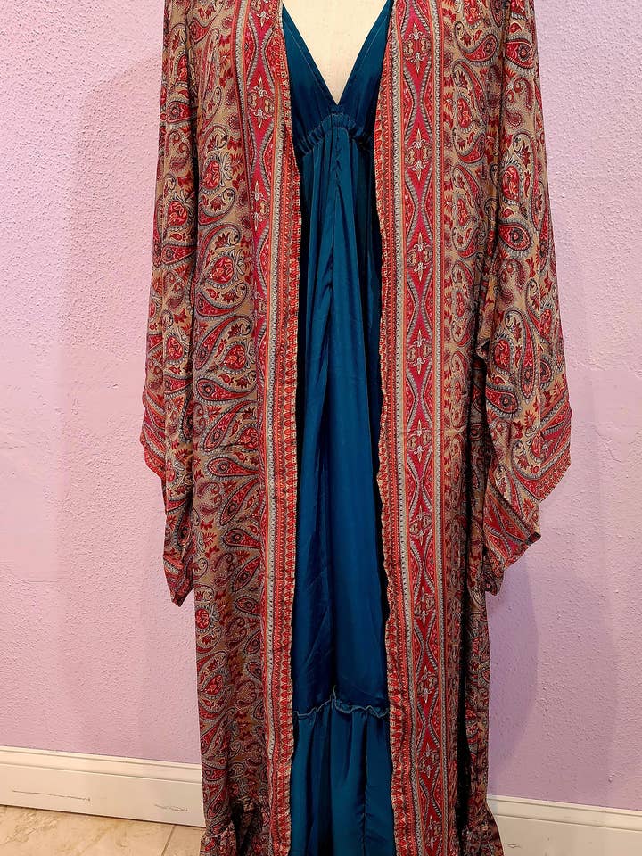 Baladev Boutique - Wholesale Kimono - Women's - Long kimono with frill9