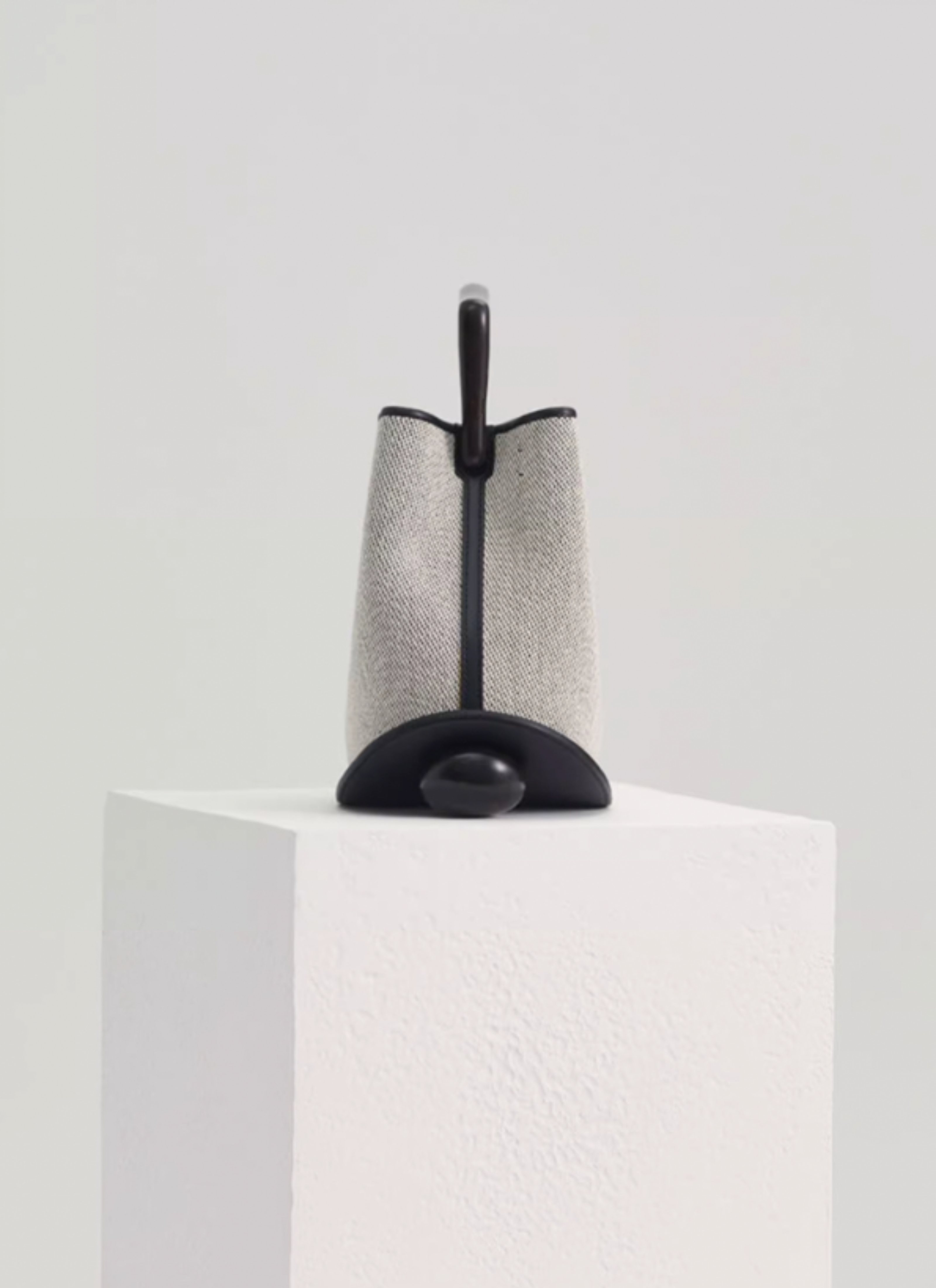 Cinza Bolsa de Ombro Ozzy - Cinza para venda a revendedores na Faire4