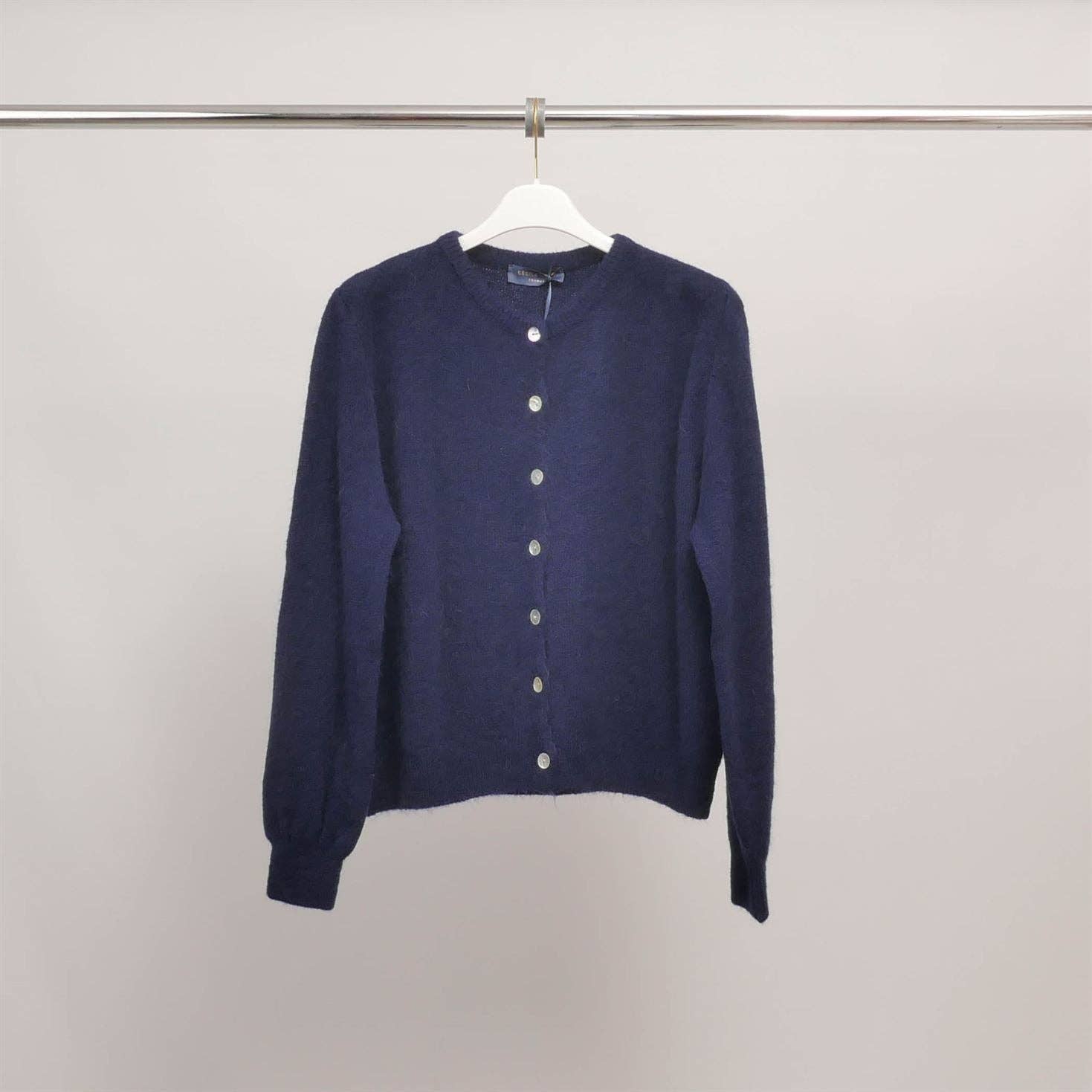 Cecile Wang - Vente Cardigan – femme - Gilet col rond en maille duveteuse PJ250057