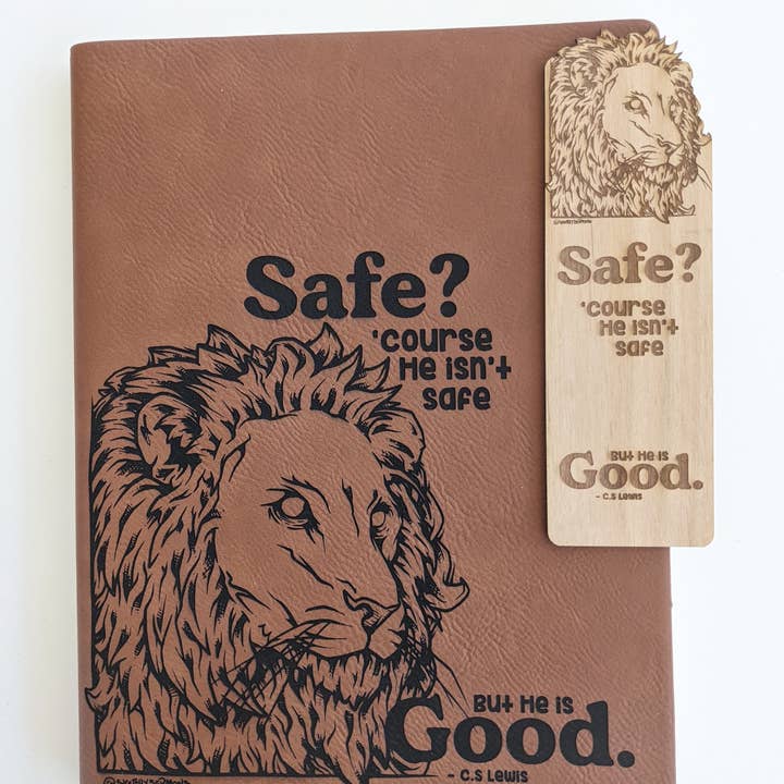 NTSD Gaming and Bookish Goods - Wholesale Bladwijzer - Is Aslan veilig? - Narnia geïnspireerde houten bladwijzer
