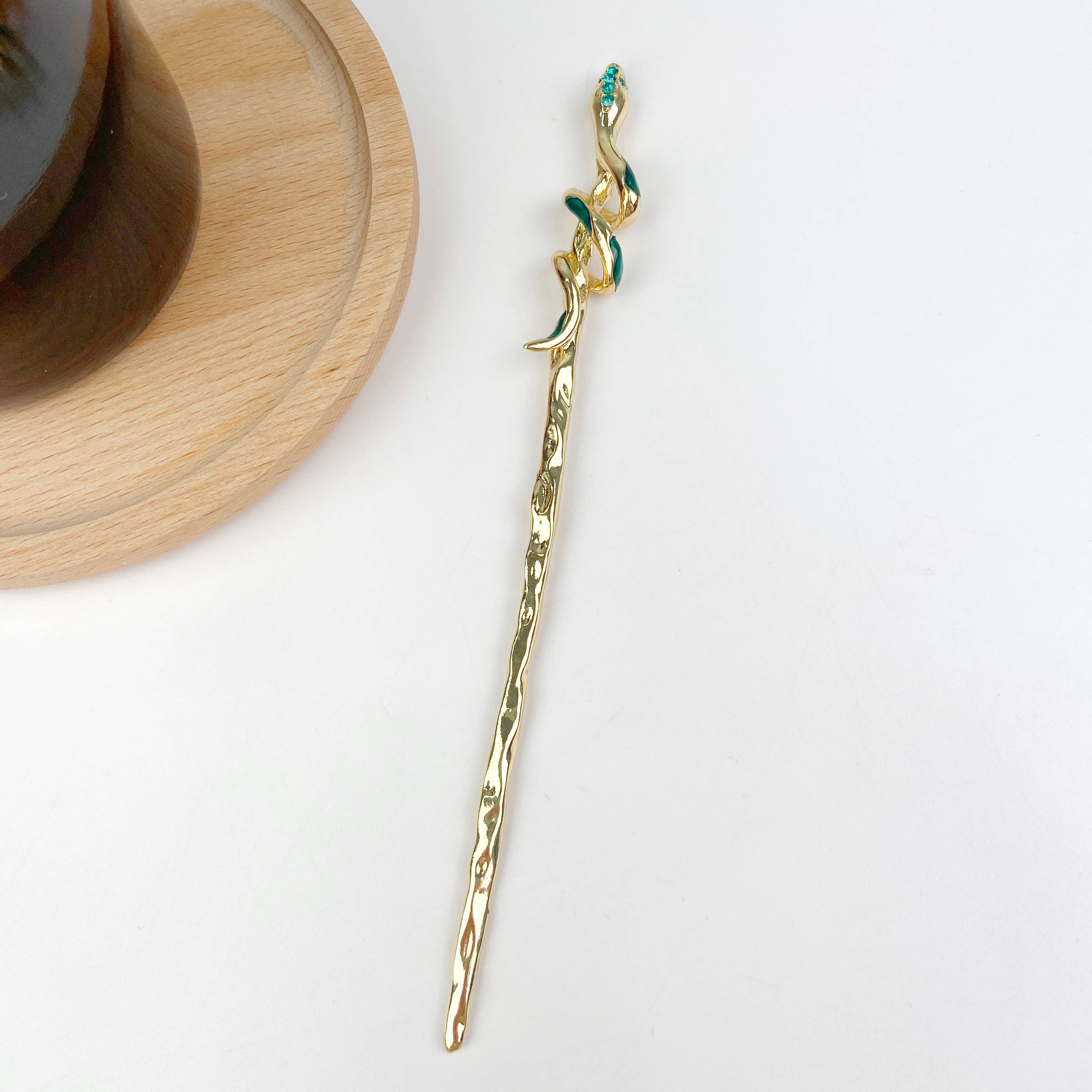 TheDivaSoap - Wholesale Hair Pin - Green-eyed snake metal hairpin1