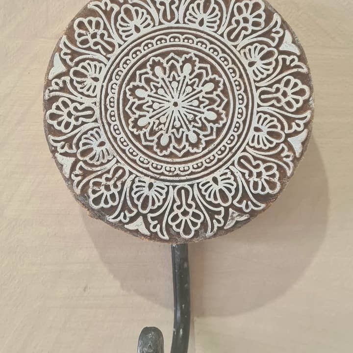 Magnifique Hearts - Wholesale Wall hook - Mandala- Handmade Wall Hook Handcrafted Intricately carved4