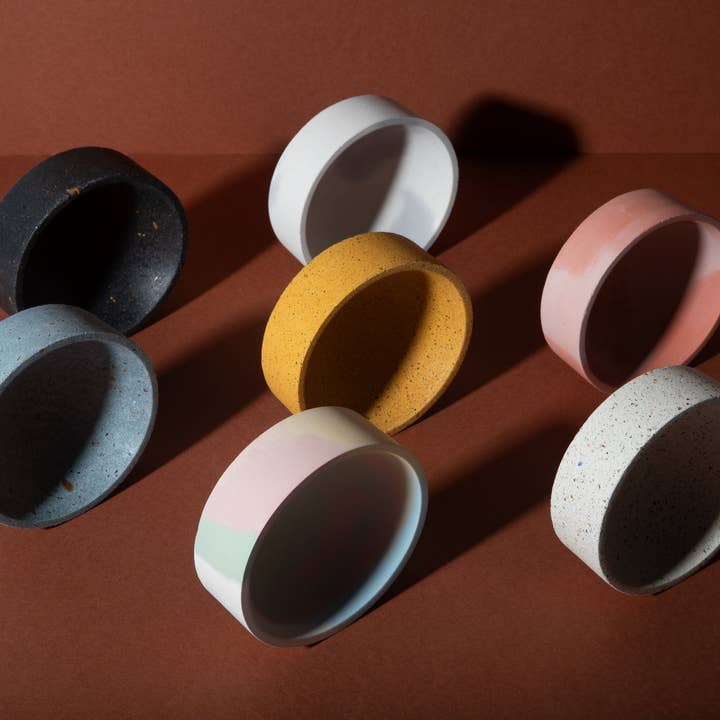 pretti.cool - Wholesale Desk Organizer - 4" Catch-All | Grey & White5