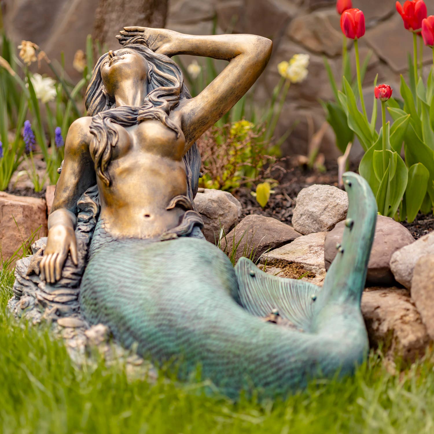 Zaer Ltd. International - Wholesale Outdoor Ornament/Decor - 36" Long Mermaid Reclining on Rock "Camree"4