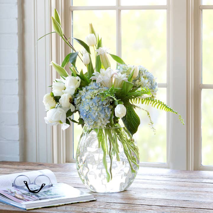 Park Hill Collection - Wholesale Vase - Alouetta Blown Glass Teardrop Vase