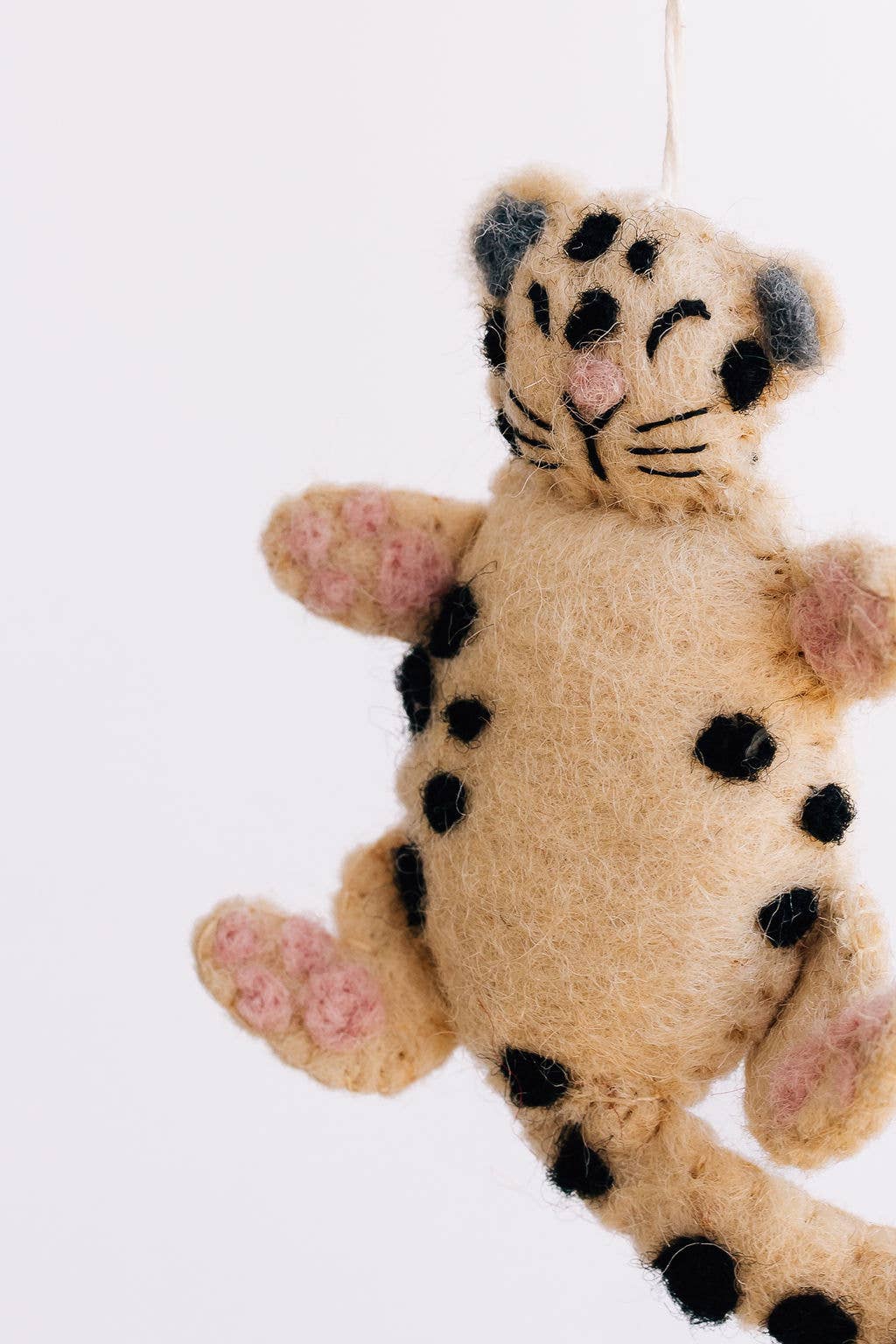 Nivas – wholesale Prydnad – Jul snöleopard filtprydnad3