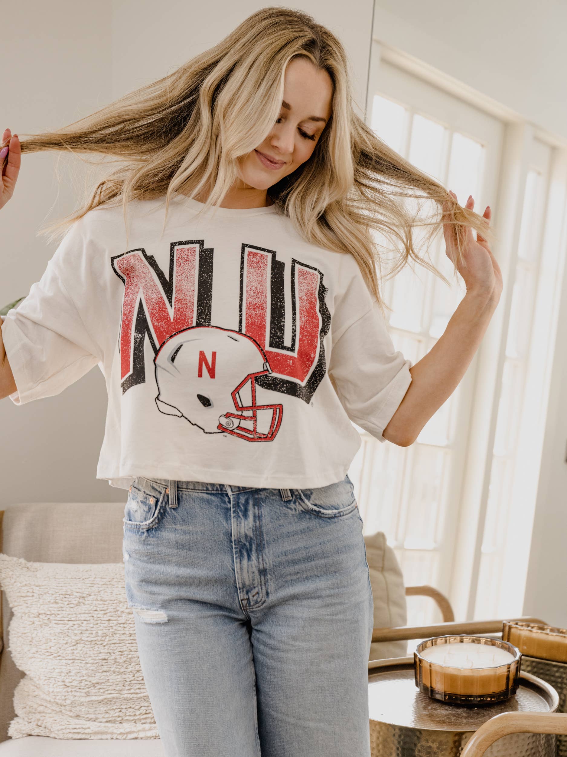 LivyLu - Wholesale Screen Printed T-Shirt - Women's - Nebraska Huskers Helmet Fade Off White Cropped Tee2