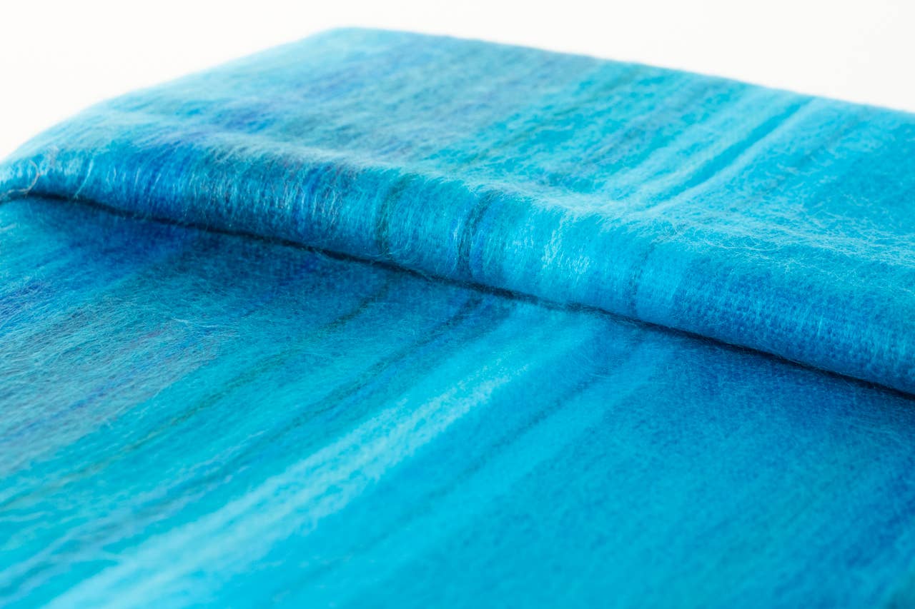 Amor ala Vida - Wholesale Throw Blanket - Alpaca Lap Blanket8