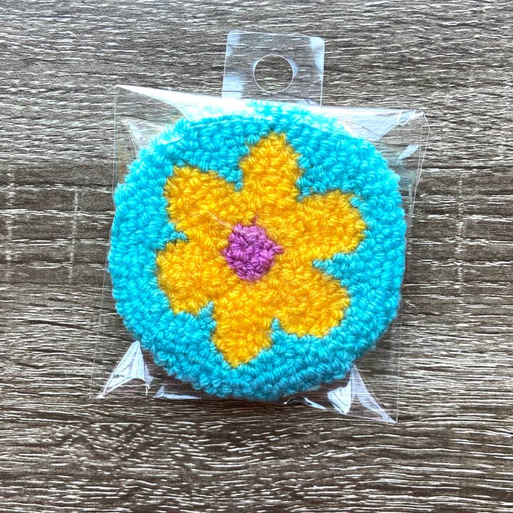 Posavasos con estampado floral amarillo y azul para venta al por mayor de Megan Ceron Designs