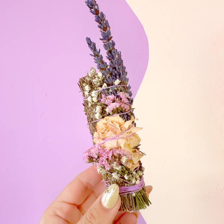 The 12th Moon - Wholesale Sage Bundle - LAVENDER THYME Bundle - Smoke Cleansing - Smudge