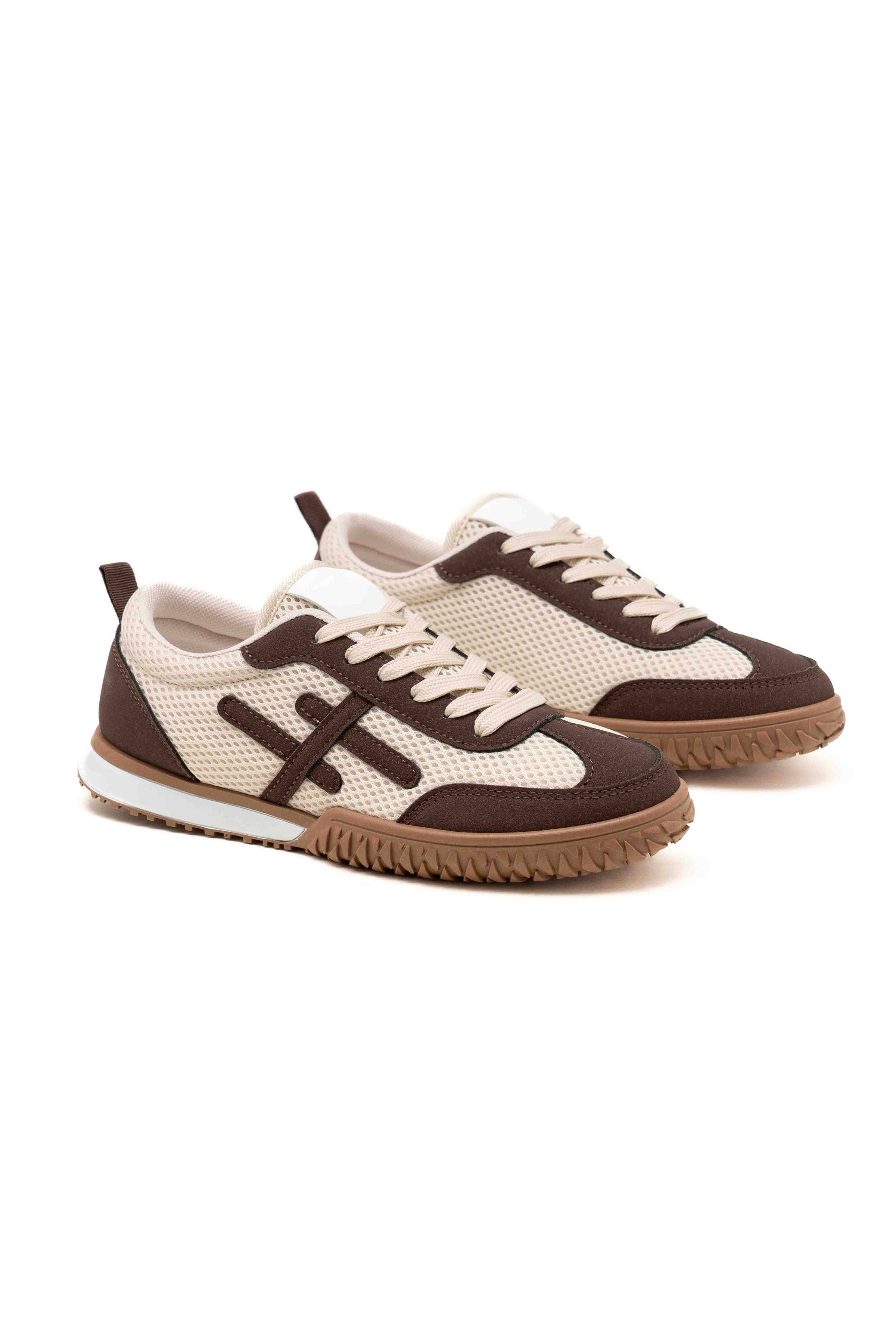 C'M PARIS - Wholesale Lifestyle Sneakers - Women's - Retro Sneakers with Mesh Insert and Gum Sole 652821