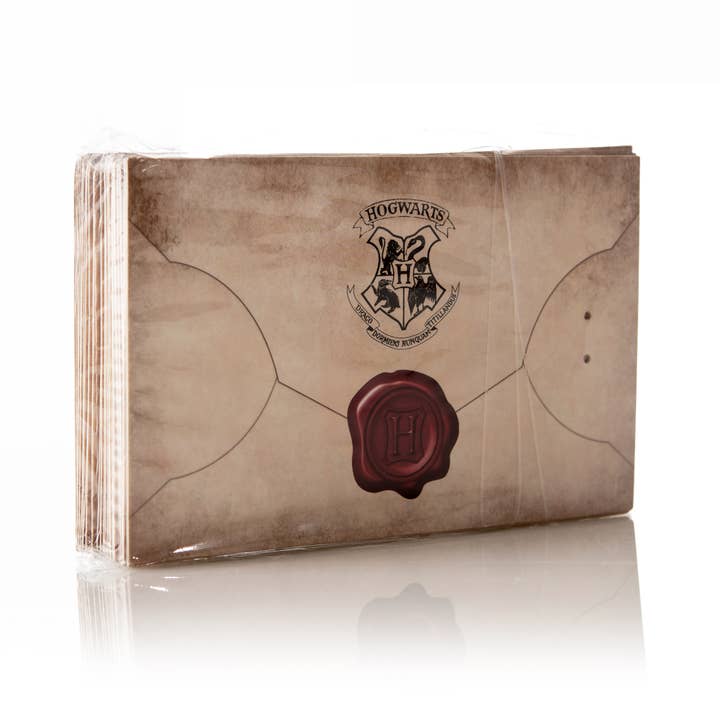 Conquest Journals - Wholesale Banner - Harry Potter Floating Hogwarts Acceptance Letters (40-Piece)4