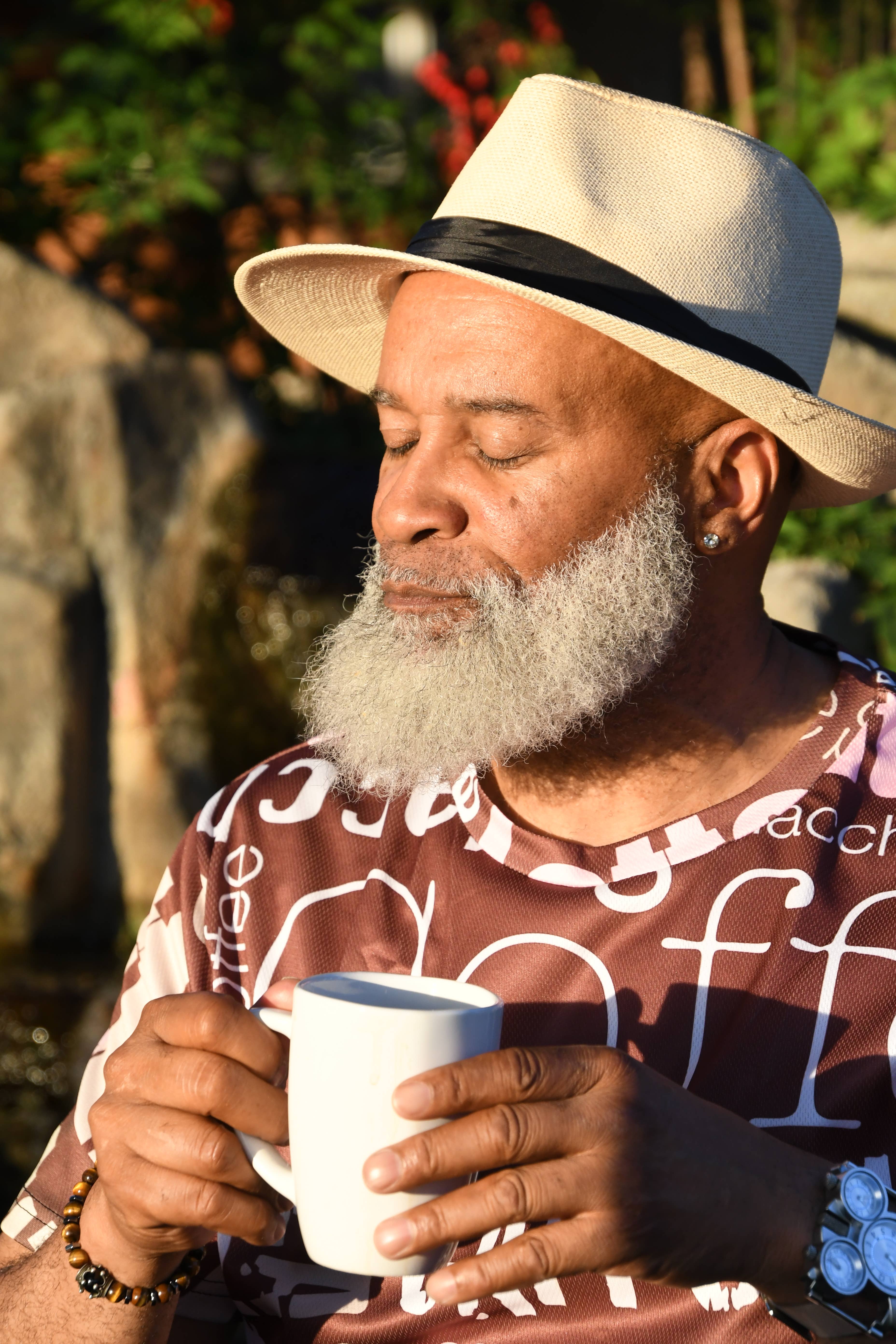 Unleashed Coffee Co LLC - Wholesale Coffee Beans - Light Roast Oro - Ethically Sourced Whole Bean Coffee2