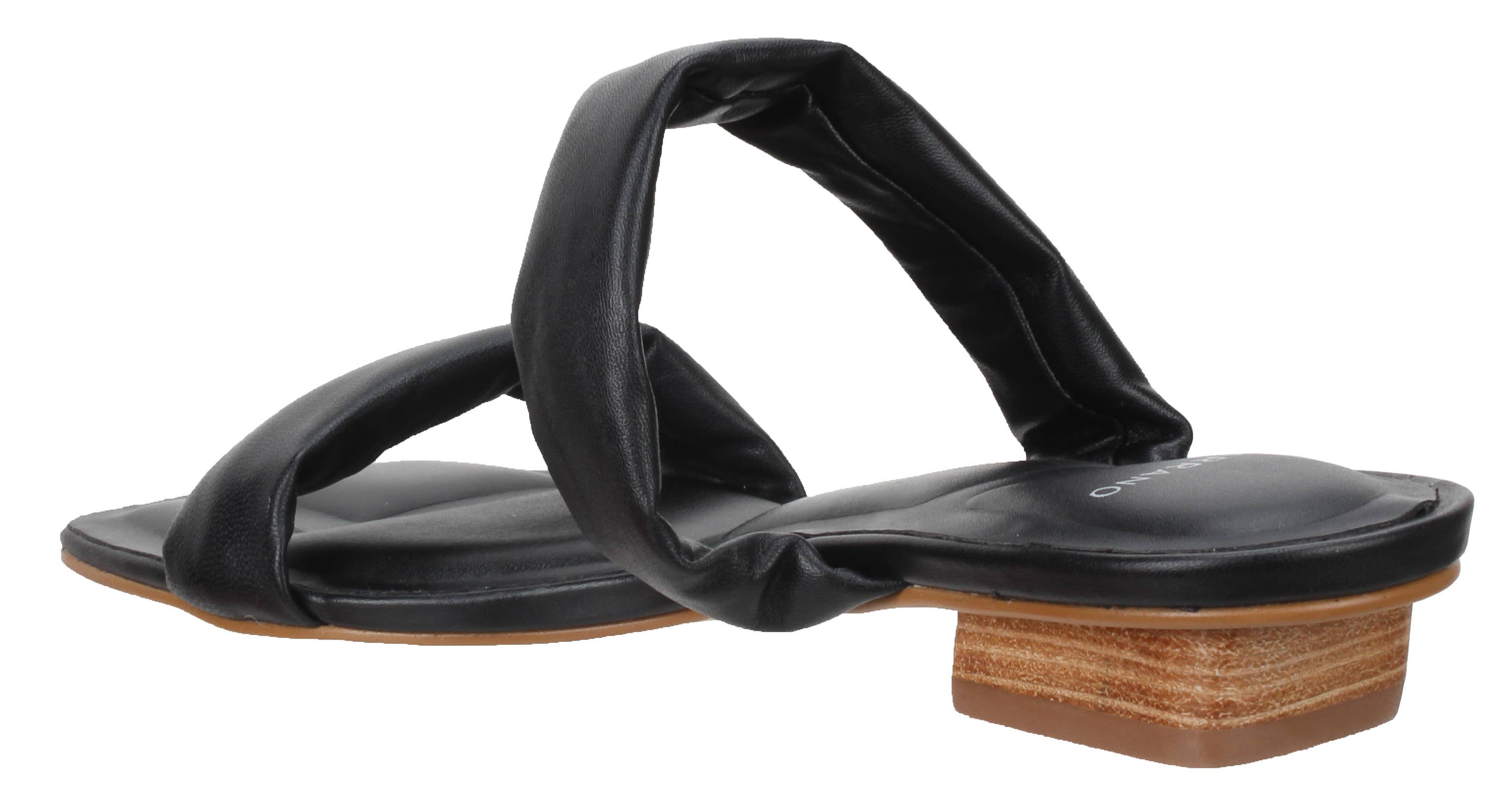 Carrano - Wholesale Sandals - Women's - Phoebe - Leather Slide Sandal Black 5660041