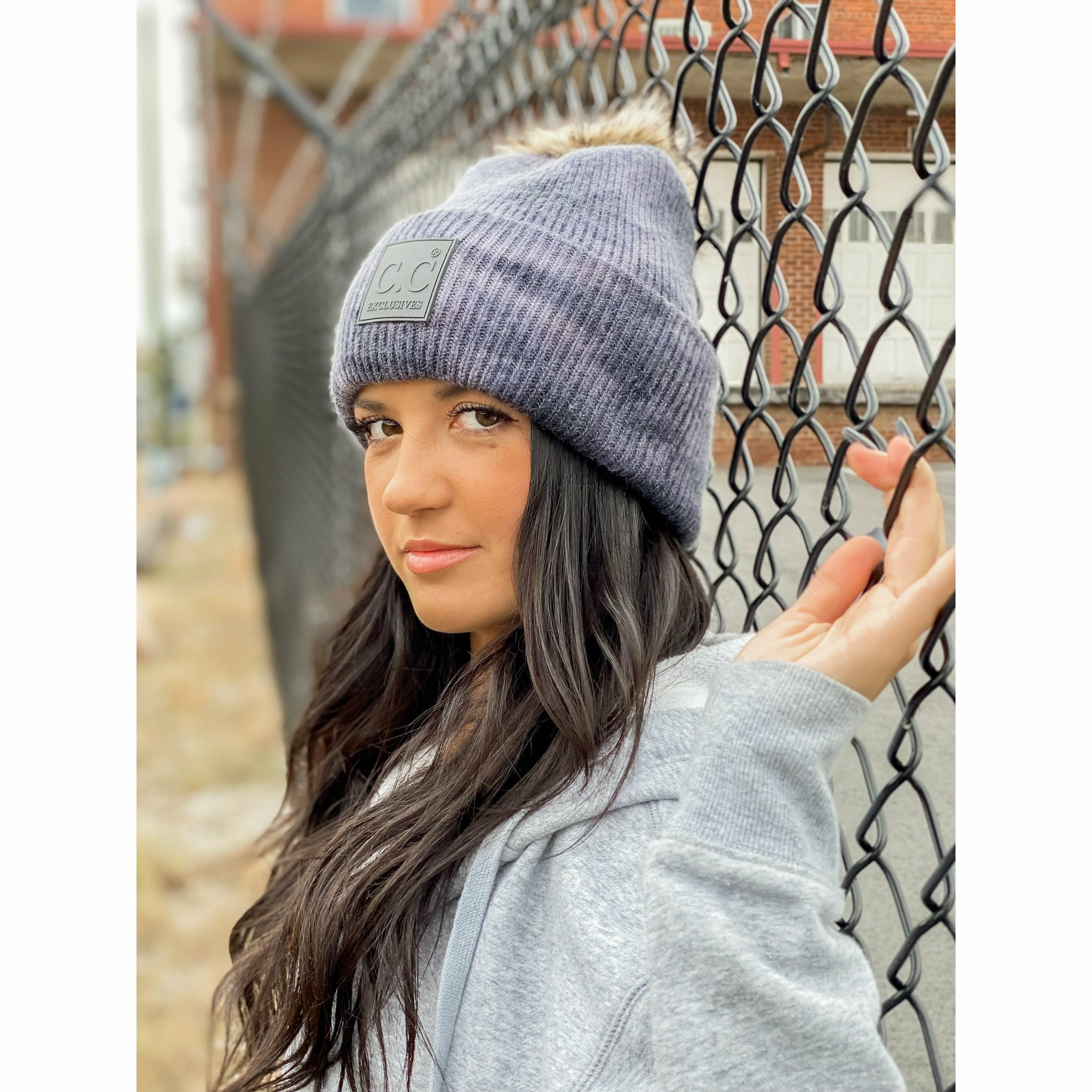 C.C Beanie – Großhandel Beanie – Damen – Batikmütze mit Pelz und Pompon C.C. HAT7380POM8