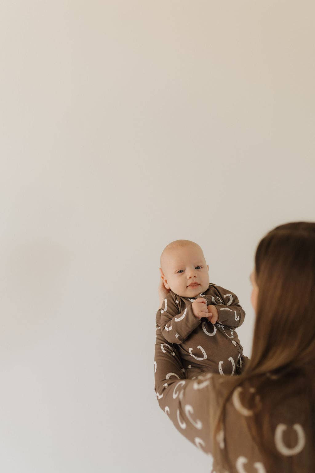 Forever French Baby - Wholesale Sleepsuit - Baby - Bamboo Zip Pajamas | Giddy Up18