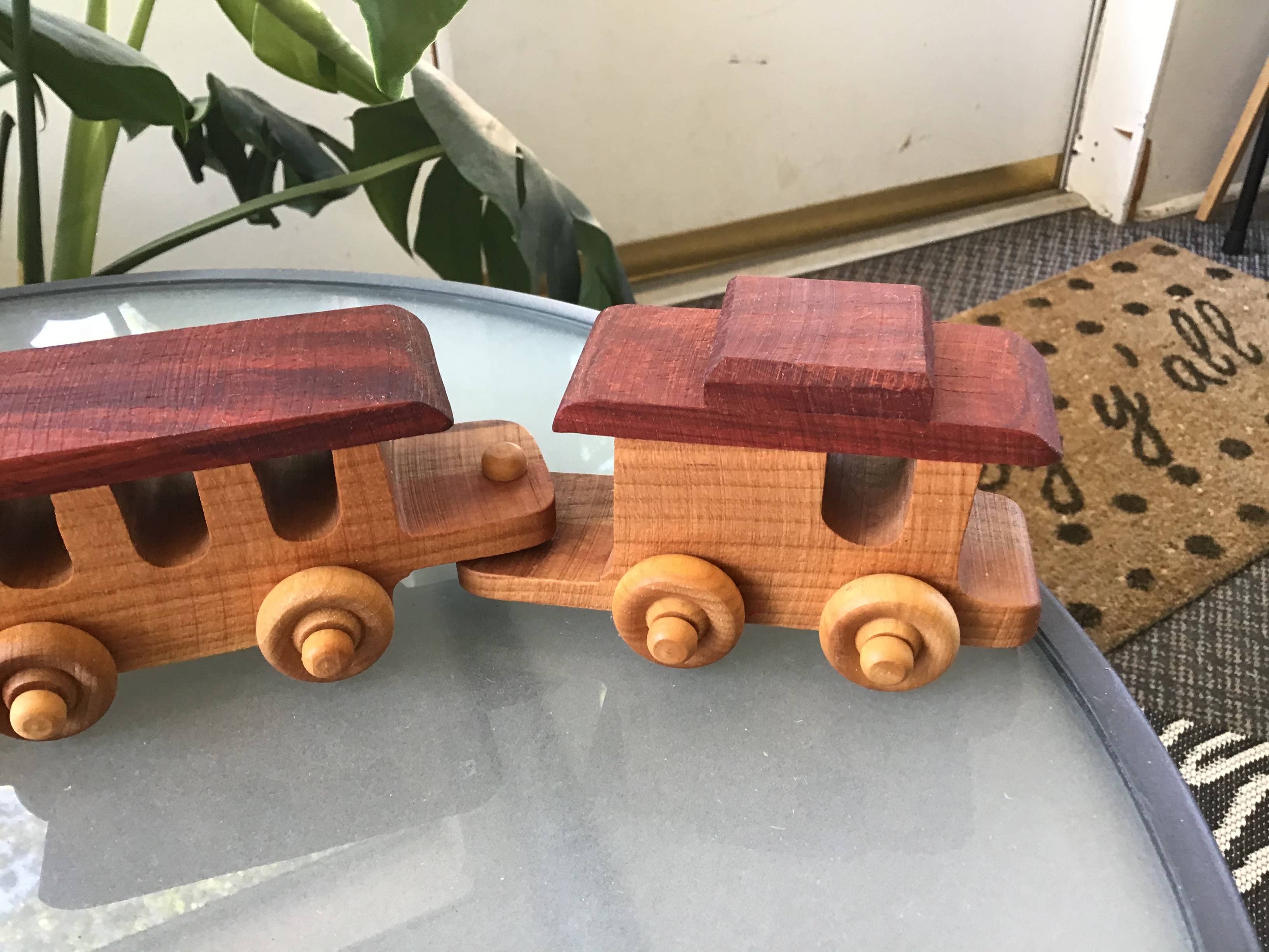 Baldwin Toy Co. – wholesale Wood toy – Child – Wooden Mini Train Set for Kids with Four Cars6
