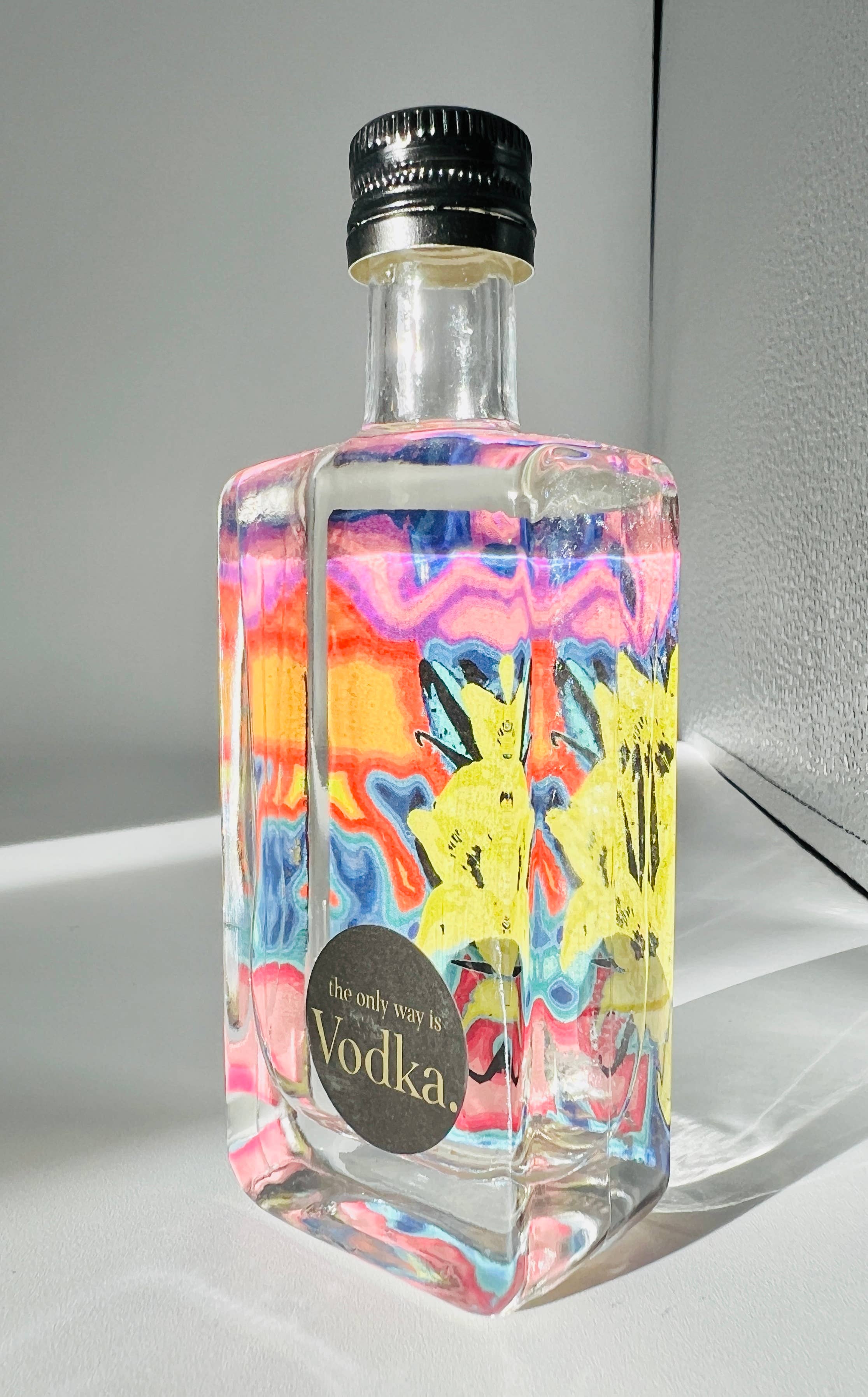 The Only Way Is Spirits – wholesale Vodka – Vanilla Vodka Miniature | Vanilla Flavoured Vodka 5cl1