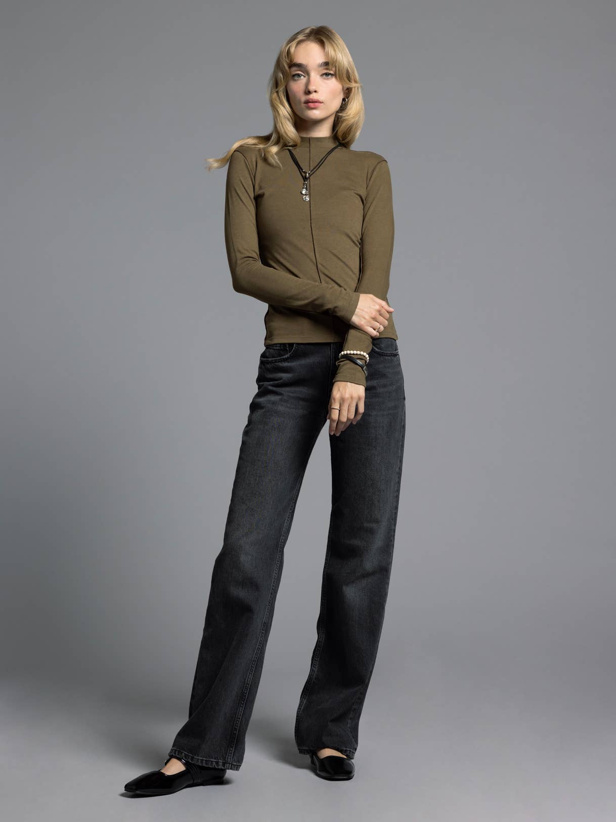 Weekend Los Angeles – Engroshandel Skjorte - Dame – Mock Neck Top - MARISOL LANGÆRMET3