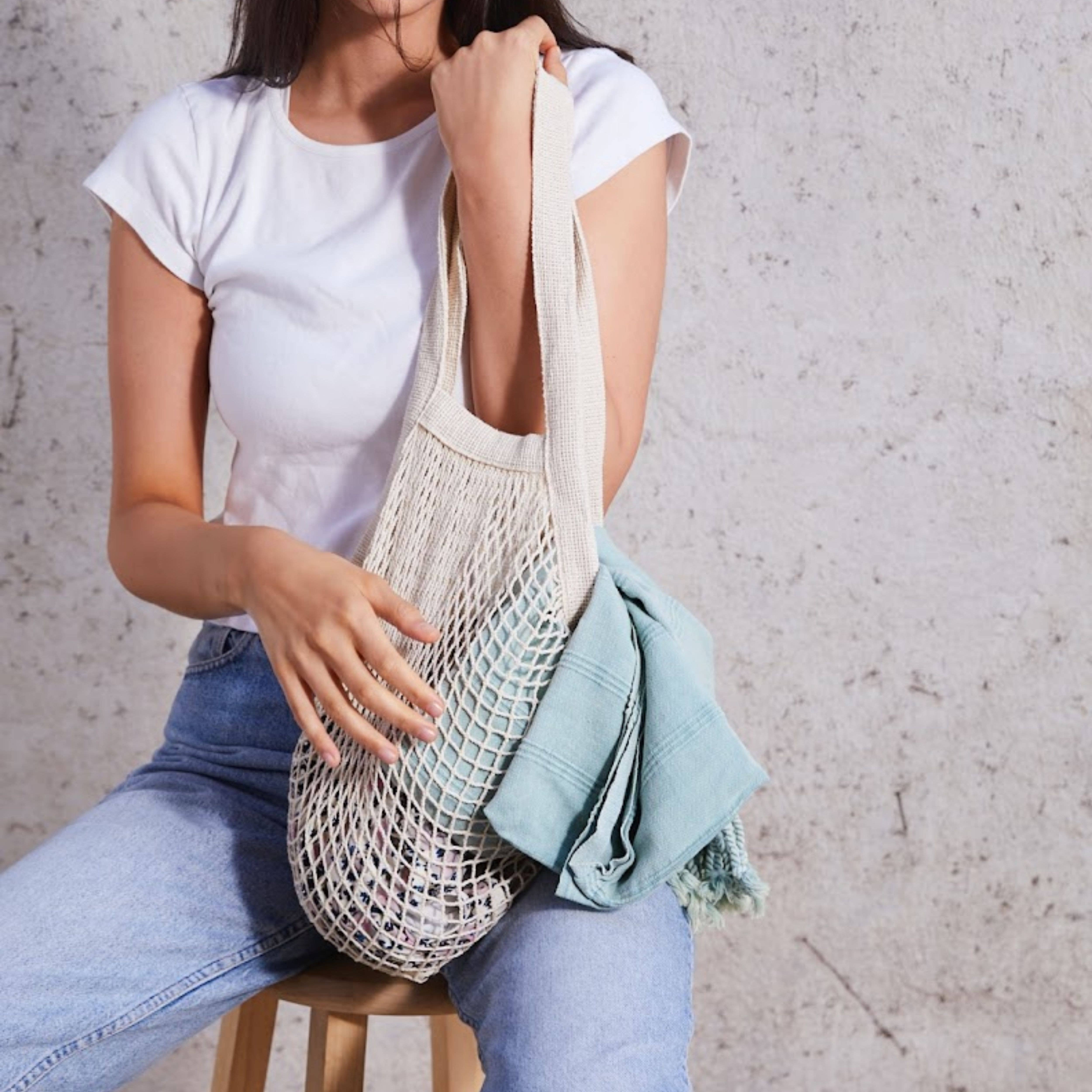 the french market bag no.2 in natural for wholesale on Faire1