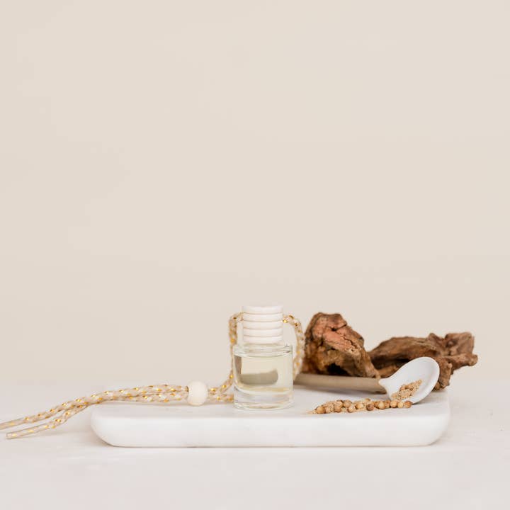 Santal 13 Car Diffuser – Sandalwood, Cardamom & Musk for wholesale by Ivy & Sage Collection