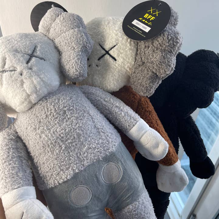 HYPED ART - Wholesale Stuffed/Plush Toy - Kids & Baby - KAWS Plush8