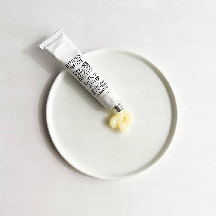 Studio Beige – wholesale Nagelbandsolja – NAGELBANDSMÖR