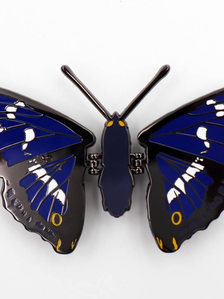 Spilla a forma di farfalla a forma di ala mobile per la vendita all'ingrosso da parte di Psychic circle oddities