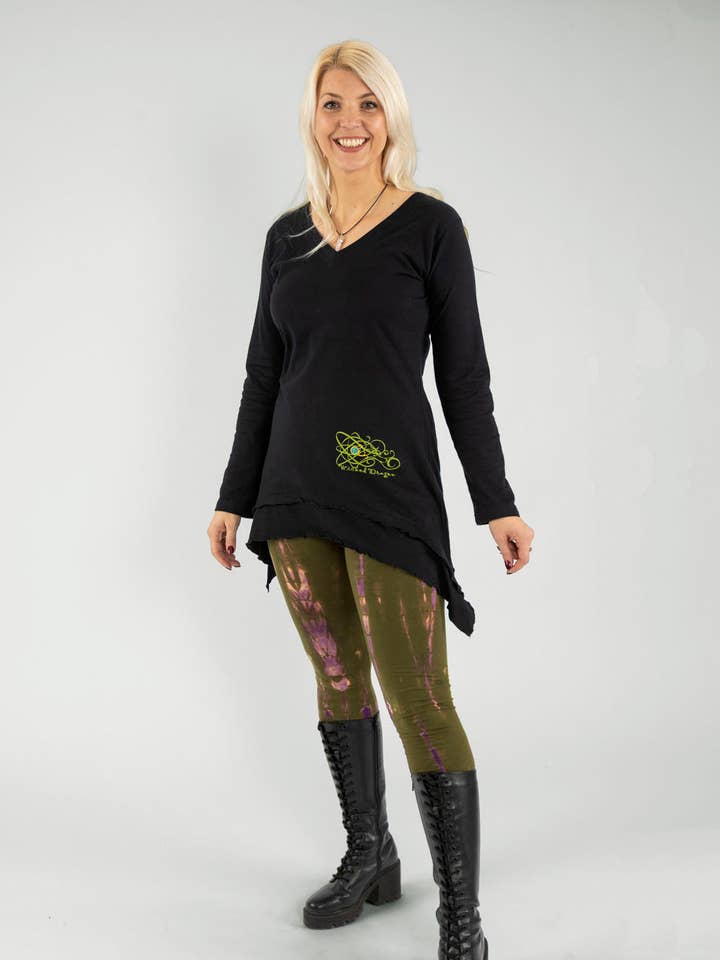 Ond lang linje tunika top for engroshandel hos Wicked Dragon Clothing