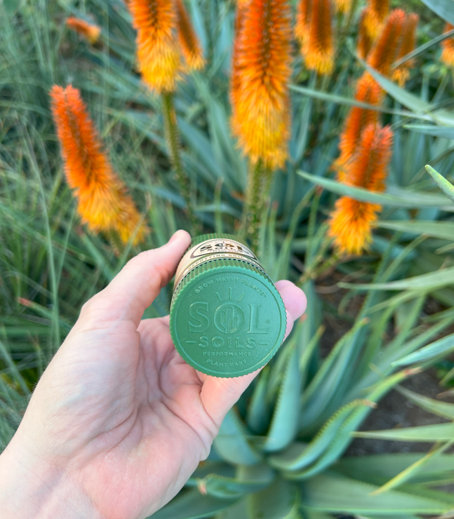 Sol Soils - Wholesale Garden Tool - Repotting Soil Scoops5