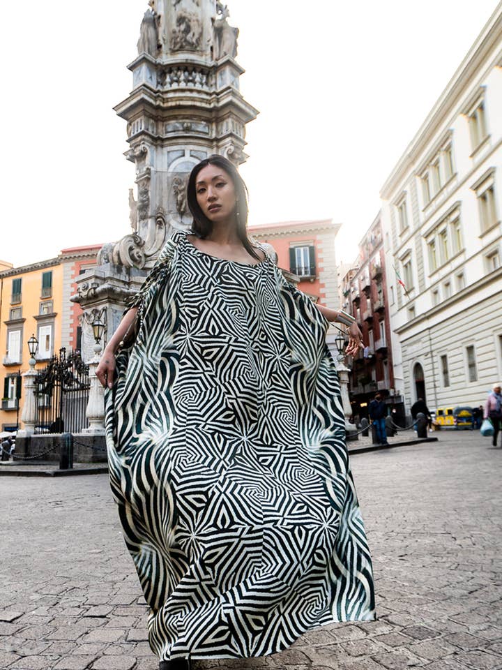 Allover Kaftan för wholesale av KELLE' CAPRI