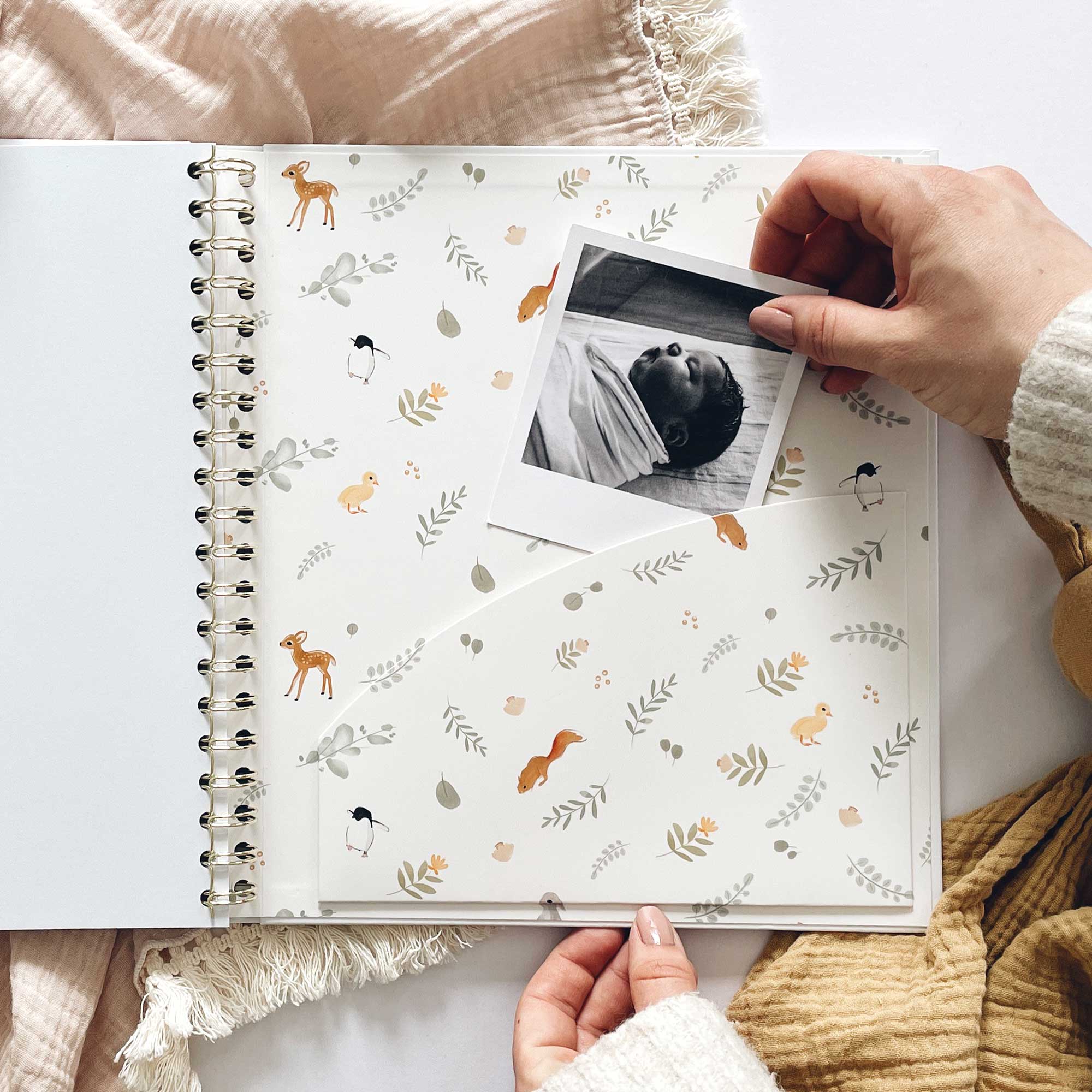 Blush And Gold - Wholesale Herinneringenboek - Kinderen en baby - My Baby Book (Dieren) luxe bewaarschrift met memory book + doos17
