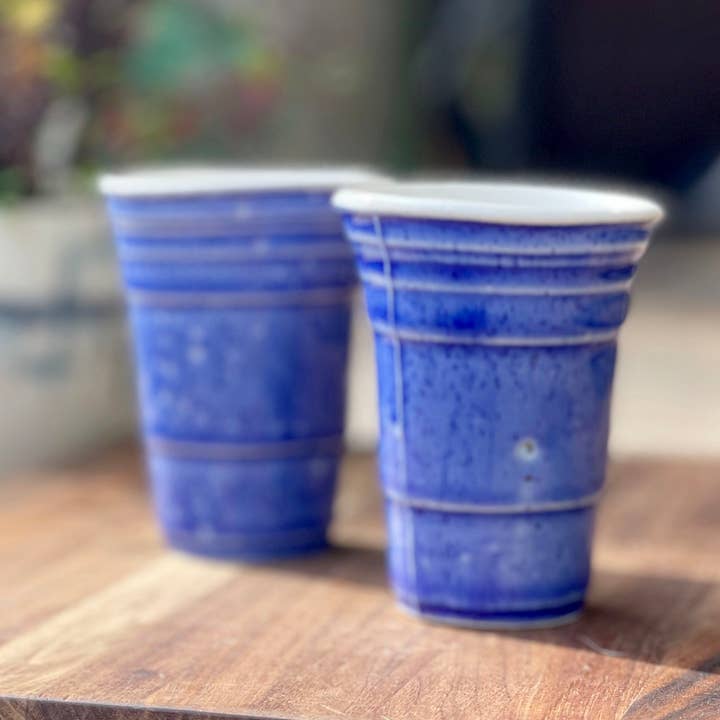 Solobekers van duurzaam porselein voor wholesale door Chrys' Porcelain