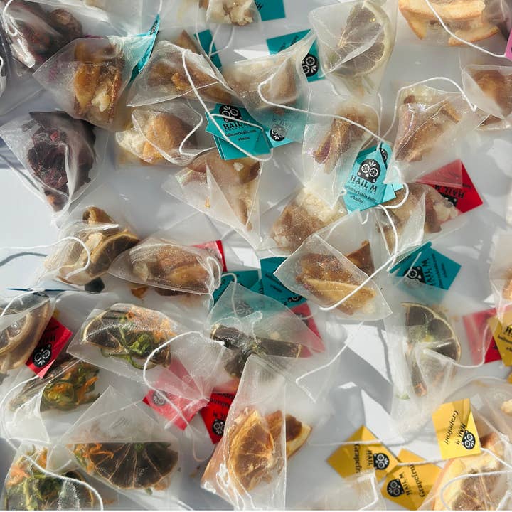 Hail M - Wholesale Cocktail Mix/Syrup - Old Fashioned Sampler Infusion Tea Bag - To Go Travel Mixer2