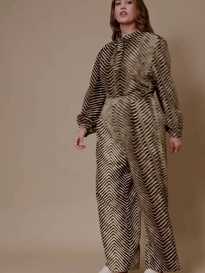 Mocha Womens Animal Print Pleated Detail Wide Leg Pants for wholesale on Faire5