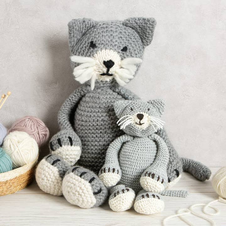 Wool Couture Company – wholesale Knitting/Crochet Supplies – Giant Chloe the Cat Knitting Kit