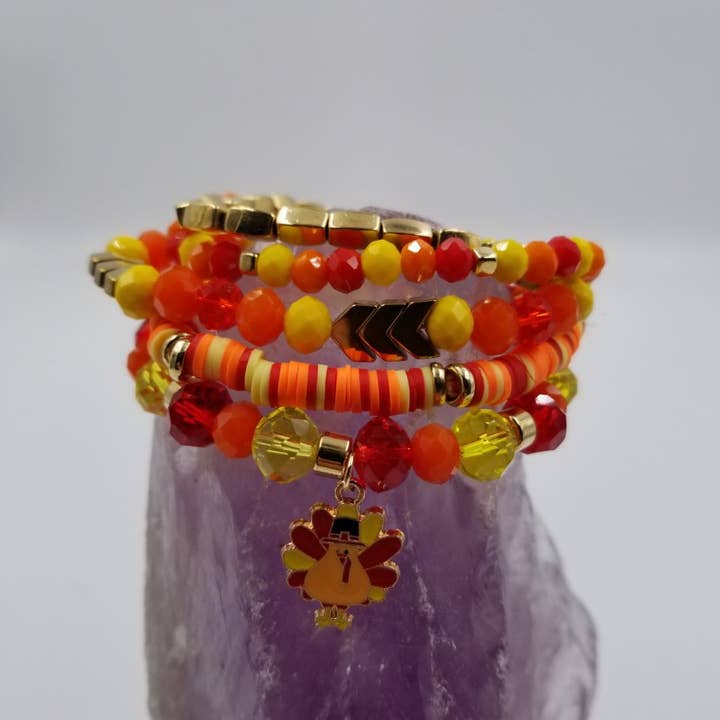 Ensemble de 5 bracelets en perles Heishi de dinde de Thanksgiving pour la vente par magnolia jewelry