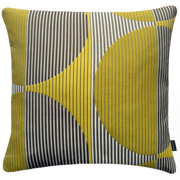 Margo Selby – wholesale Dekorativ kudde – Stella Senapsgul Kudde