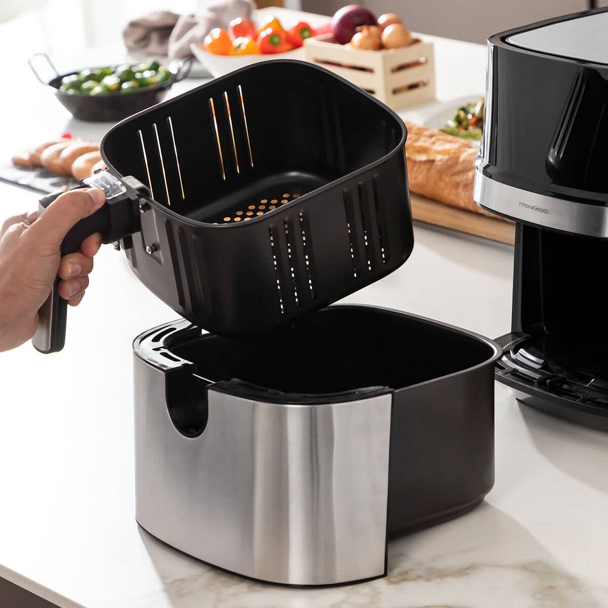 InnovaGoods - Vendita all'ingrosso Elettrodomestici da cucina - InnovaGoods Fryinn Pro 5500 friggitrice ad aria senza olio in acciaio inox nero 1700 W 5,5 L6