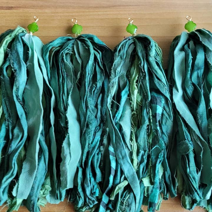 JEMdesigns - Wholesale Decorative Tassel/Wall Drop - Green Tassel2