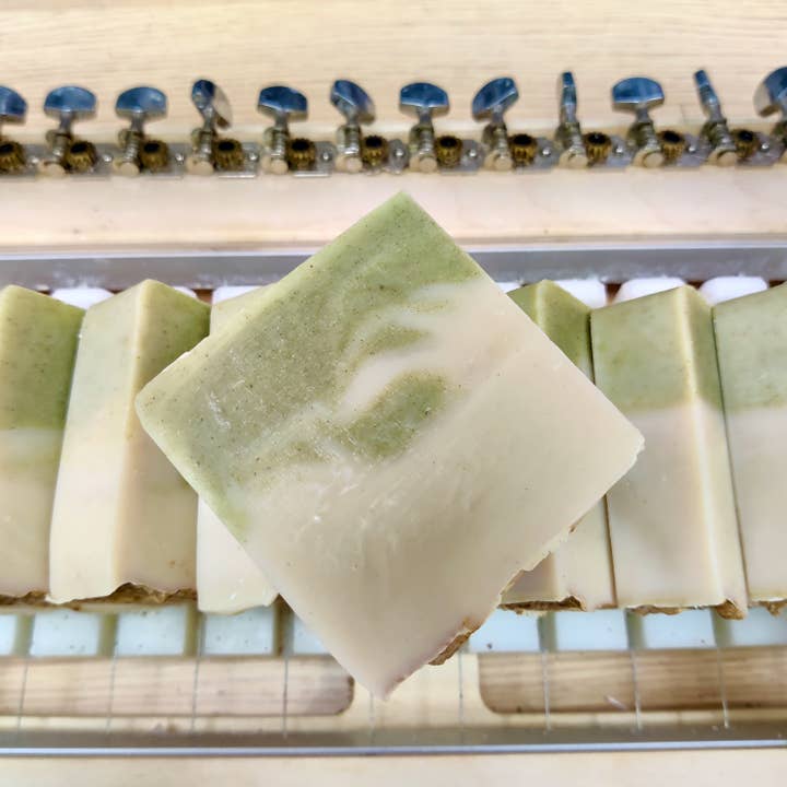 Natural Amor LLC - Wholesale Bar Soap - Handmade Soap Bar| 100% Natural| White Label