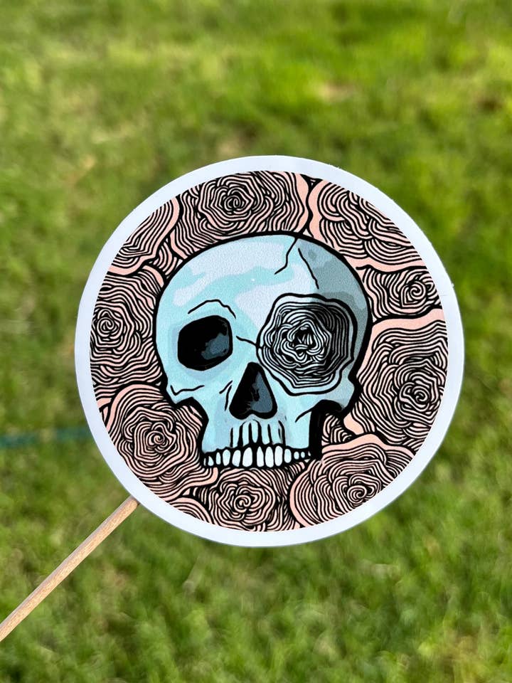 Deadly Roses for wholesale by Leti and Val