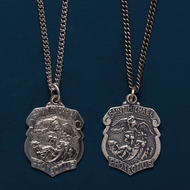 We Are All Smith – Engroshandel Halskæde med vedhæng – Sterling sølv Saint Michael Shield Shape vedhæng halskæde