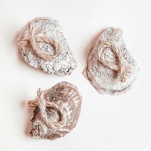 Oyster Candle Company - Charleston - Wholesale Tea Light Candles - Oyster Tealight Gift Set of 3
