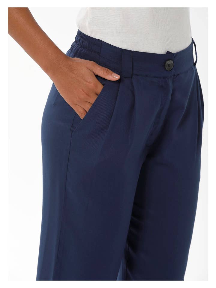 ORGANICATION - Wholesale Pants - Women's - Hose aus TENCEL™ Lyocell4