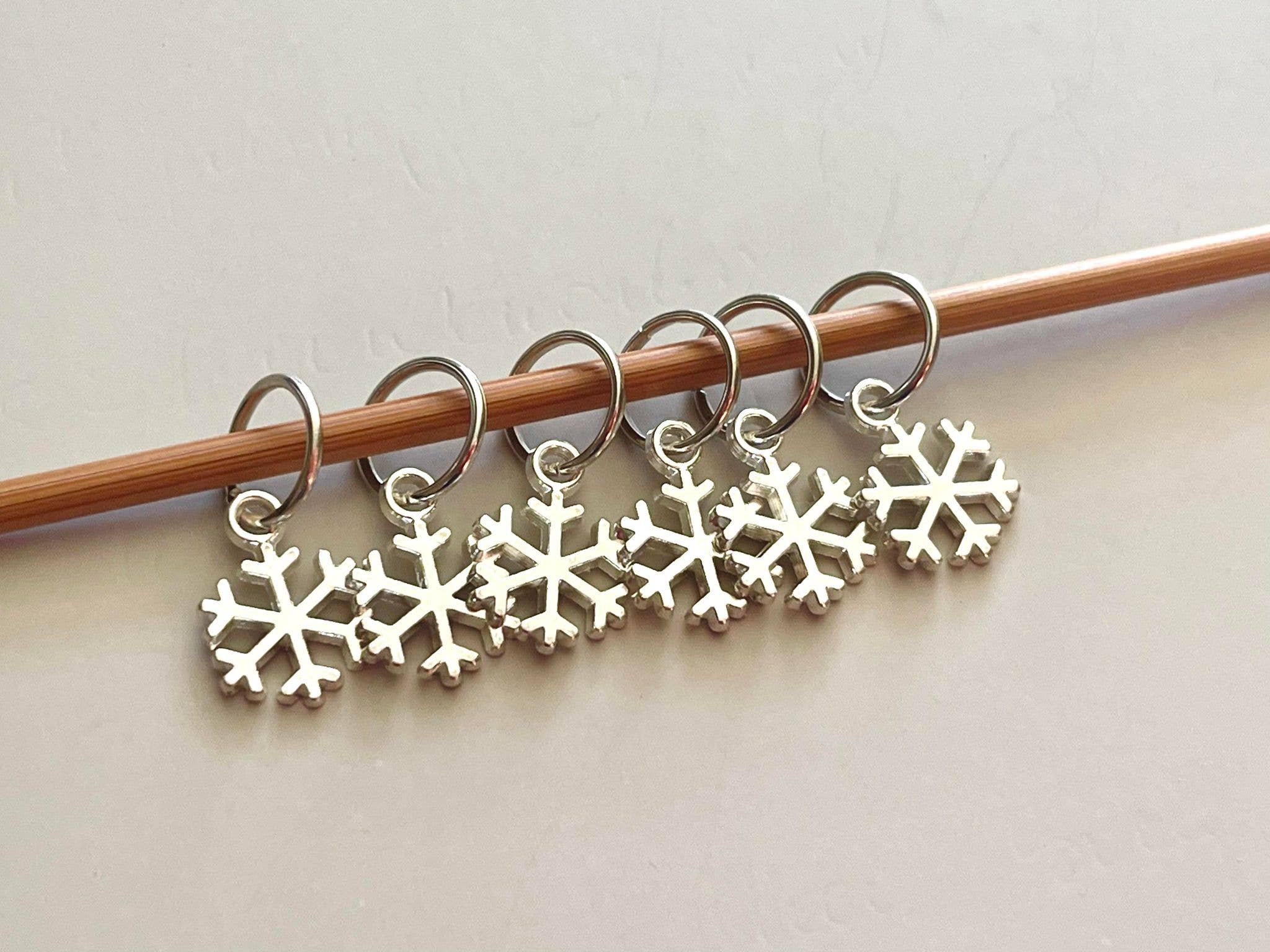 Wholesale Snag Free Silver Snowflakes Stitch Markers for your