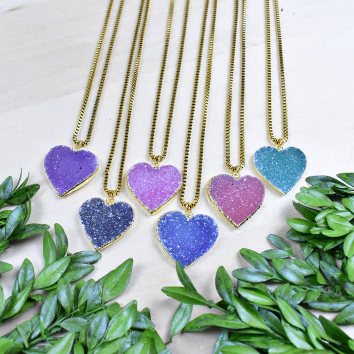 Gouden kleurrijke hart Druzy ketting voor wholesale door Ewelina Pas Jewelry